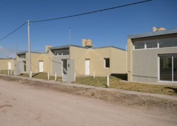 La Provincia de Buenos Aires reactivó 10 viviendas paralizadas en Navarro para familias