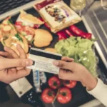 Crisis de morosidad: bancos ajustan límites en tarjetas y refinancian deudas de clientes