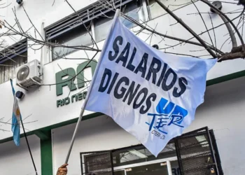 Gremio docente de Río Negro critica nueva postergación de paritaria y defiende la educación pública