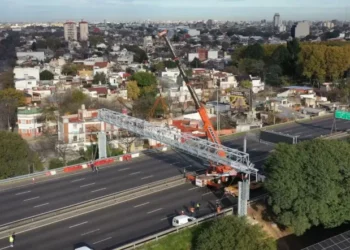 Mañana cortan autopistas 25 de Mayo y Perito Moreno para instalar peaje sin barreras