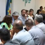 Paritarias en crisis: Kicillof ofrece aumento a docentes y la negociación se complica