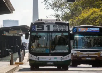 Aumentan las tarifas de colectivos en el AMBA desde este miércoles: más de 31% de suba