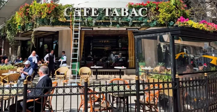 Café Tabac: el clásico porteño que conquista a la nueva generación en su esquina icónica