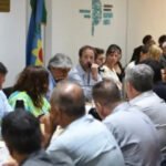 La Provincia cita a docentes y estatales a paritaria tras anuncio de paro