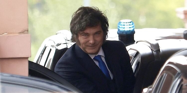 La interna entre los Menem y Caputo llega a su clímax: ¿quién se quedará con Justicia?