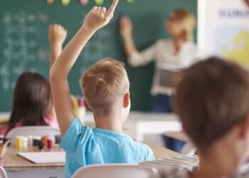 ¡Atención familias! ANSES exige documentación para acceder a la Ayuda Escolar Anual 2026