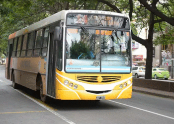 La UTA se suma al paro de la CGT: mañana no hay colectivos en todo el país