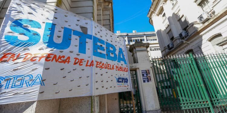 SUTEBA y CTERA convocan a paro y el inicio de clases en la Provincia de Buenos Aires peligra