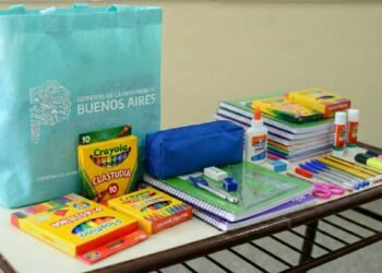 La Provincia de Buenos Aires invertirá $3.355 millones en kits escolares para todos los niveles