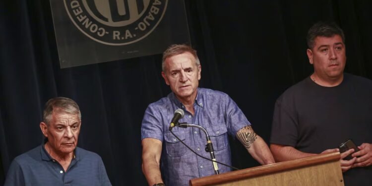 La CGT discute el paro nacional: ¿será de 12 o 24 horas?