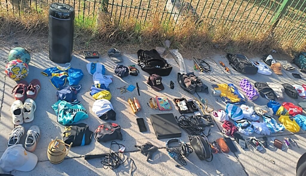 Detienen a cuatro hombres en Villa Soldati por escapar en auto con pedido de secuestro