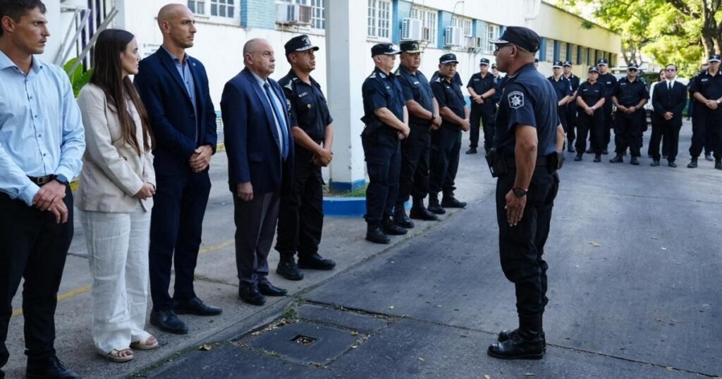 Santa Fe remueve a Solari y Villán vuelve a liderar la Policía de Rosario tras la protesta