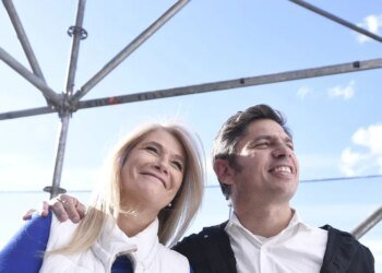 El PJ bonaerense ha presentado su lista única y designó a Axel Kicillof como presidente