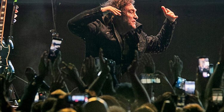 Milei y Rocca: la chispa que desata el caos en el Círculo Rojo y la guerra de declaraciones