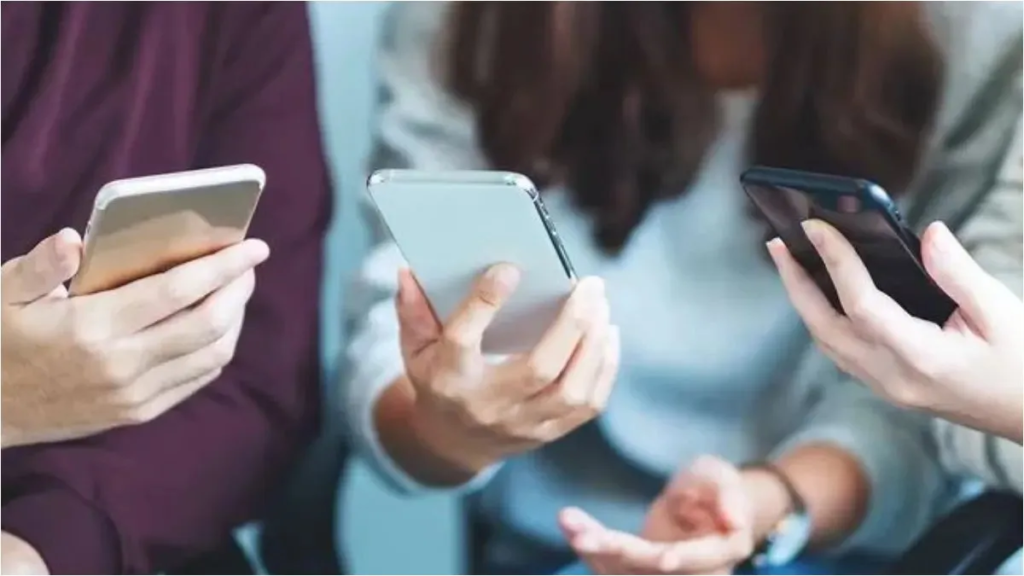 Proponen ley para prohibir redes sociales a menores de 13 años en la Provincia de Buenos Aires