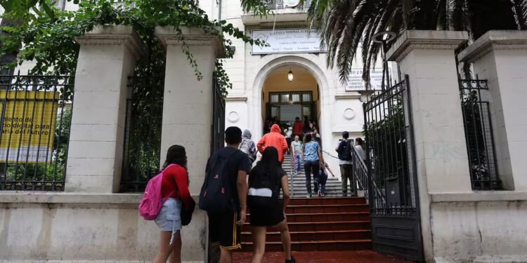 Clases en la Provincia de Buenos Aires 2026: fechas clave y sorpresas en el calendario escolar