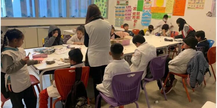 El gobierno de Santa Fe inicia paritarias 2026 con docentes y estatales en encuentro clave