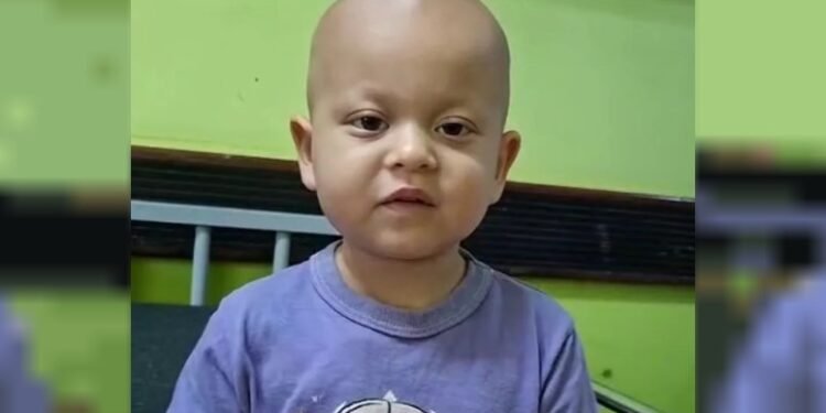 La familia de Emilia, una nena de tres años, clama por la entrega urgente de un fármaco oncológico
