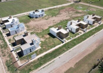 La Provincia avanza en plan de viviendas de la UCALP para jóvenes y adultos mayores