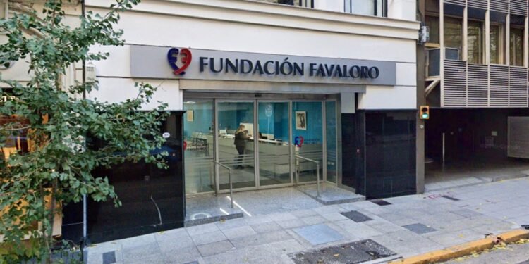 Pulmón llegó a Aeroparque y fue trasladado a la Fundación Favaloro para trasplante