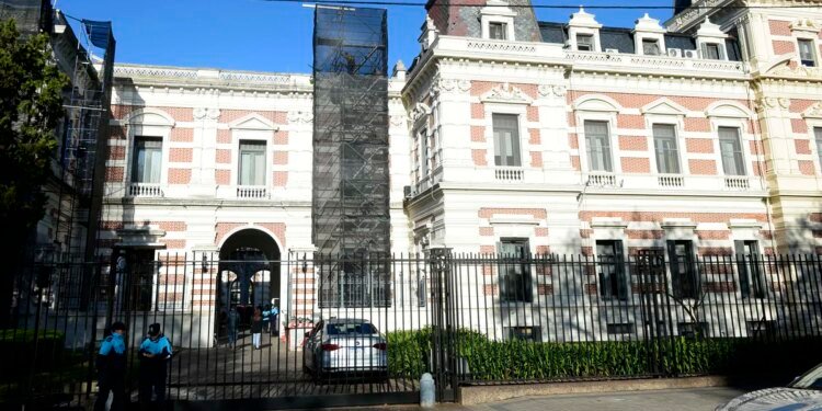 Provincia de Buenos Aires ofreció mejora salarial, pero gremios la siguen rechazando