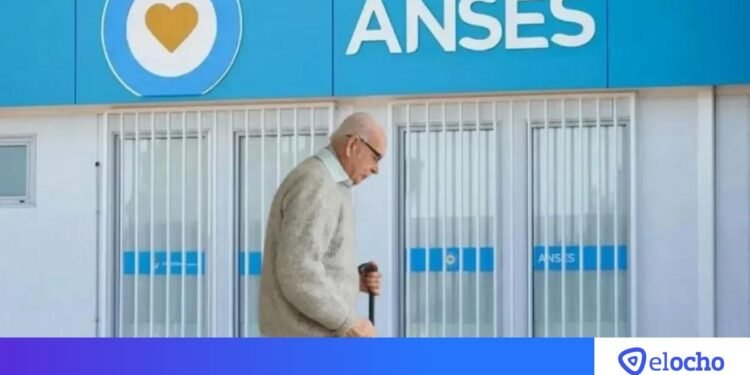 Oficializaron aumento del 2,9% para jubilados en marzo: ¿cuánto cobrarán este mes?