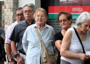 Gobierno confirmó bono excepcional de hasta $70.000 para jubilados en marzo de 2026