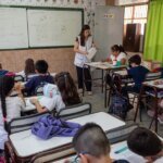 La Provincia de Buenos Aires impulsa una unificación de horas para docentes en escuelas