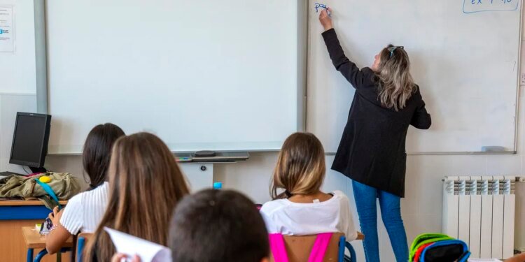 Maestros en huelga: ya están las nuevas escalas salariales para febrero en la Provincia de Buenos Aires