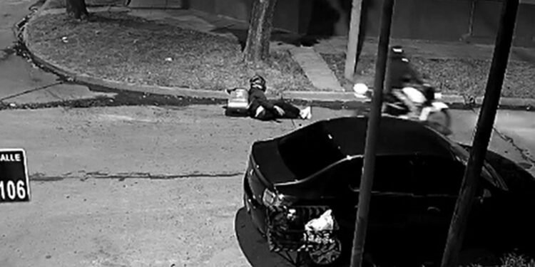 Un policía bonaerense abatió a un motochorro en intento de robo en Billinghurst