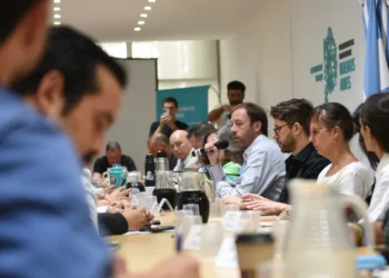 Nuevas negociaciones salariales para estatales bonaerenses se realizarán este jueves