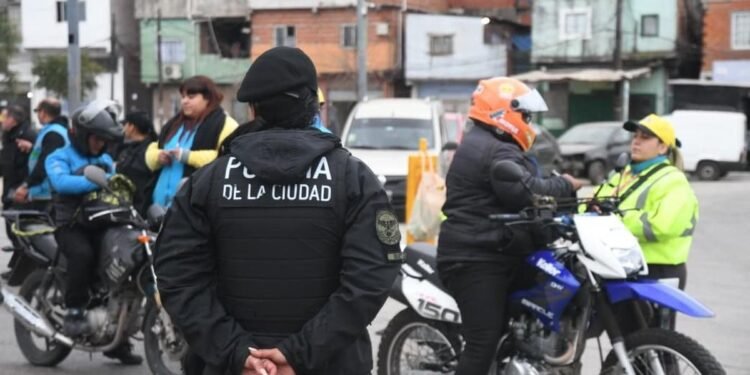 CABA: ya retiraron casi 13 mil vehículos por irregularidades en patentes y controles