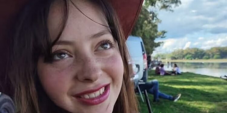 Desapareció Sofía Devries en aguas de Chubut: la angustia de su pareja y la búsqueda intensa