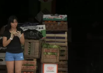 Temporal desata caos en el AMBA: más de 37000 hogares sin luz y calles anegadas