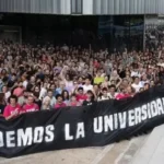 Docentes de la UBA inician paro por tiempo indeterminado hasta que se cumpla ley educativa