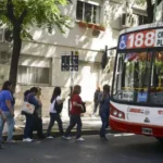 Aumentaron las tarifas de colectivos en el AMBA: el boleto mínimo ahora cuesta $700