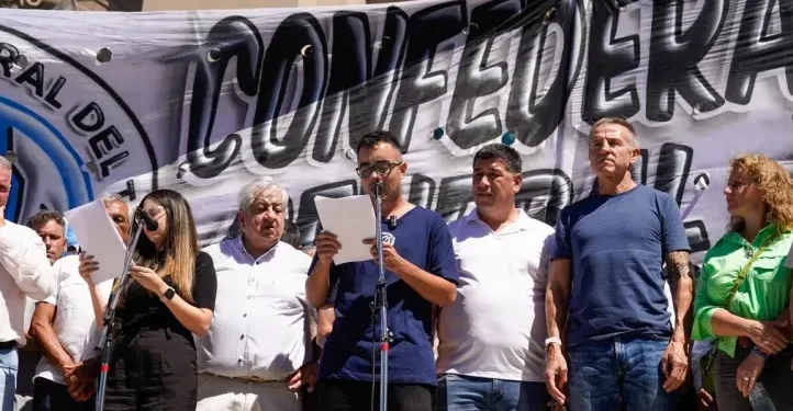La CGT marchó a Tribunales y reclama a la Justicia frenar la reforma laboral de Milei