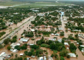 Inundaciones en Tucumán: más de 15.000 evacuados y riesgo por apertura de compuertas
