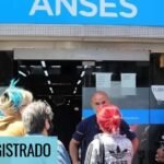 Bono excepcional de ANSES: ¿quiénes reciben el monto completo y quiénes no en marzo?