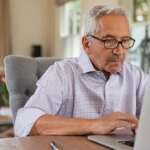 Aumento del 2,89% para jubilados: ¿cuánto cobrarán los que tienen 30 años de aporte en abril?