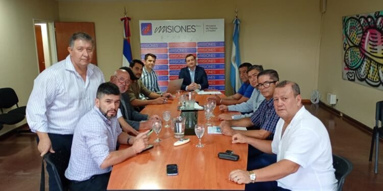 Posadas logra acuerdo salarial entre el Municipio y el SOEMP tras intensas negociaciones