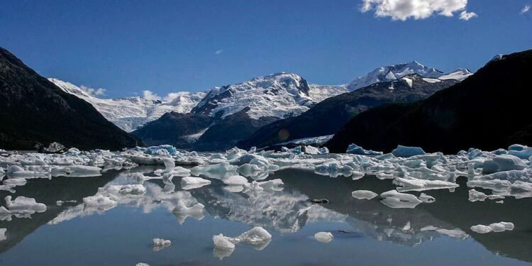 Más de 18 mil inscriptos para la audiencia pública de la Ley de Glaciares complican el debate
