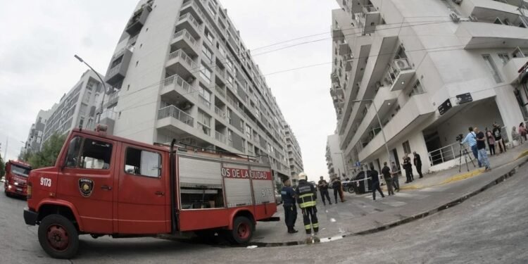 Derrumbe en Parque Patricios: la fiscalía avanza con apuntalamiento y retiro de escombros