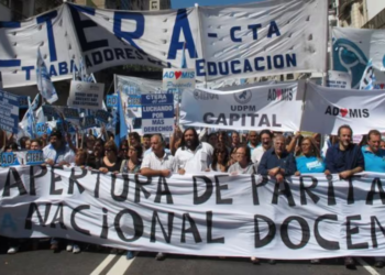 Paritaria docente: El Gobierno bonaerense acuerda nuevo aumento tras el paro nacional