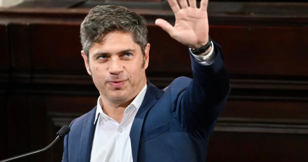 Kicillof se presenta como escudo ante el ajuste de Milei y llama a la unidad en la crisis