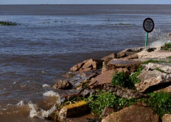 La Justicia embargó a la Provincia por más de $157 mil millones por el crítico problema cloacal