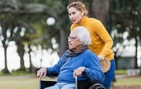 CUIDARnos: unión entre empresarios y movimientos sociales para mejorar el cuidado de mayores