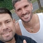 Repartidor se encuentra con De Paul: selfie y propina de 100 dólares en Boulogne