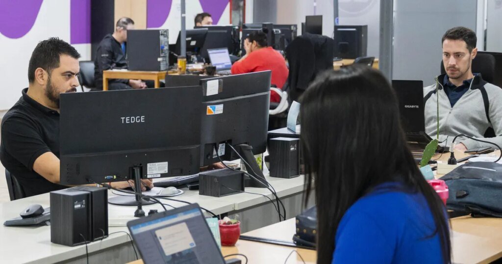 Gremios y Provincia de Buenos Aires acordaron un 20% extra en salarios básicos para estatales