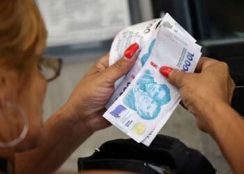 ANSES anunció el calendario de pagos de marzo: ¿cuánto cobrarán jubilados y asignaciones?